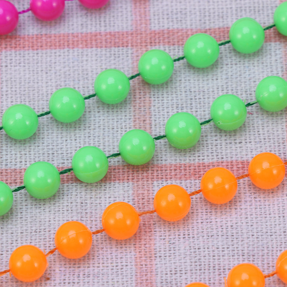 Women Fashion 80S - 4-teilige Plastikperlenkette für Damen, bunte Neon-Kugelkette,