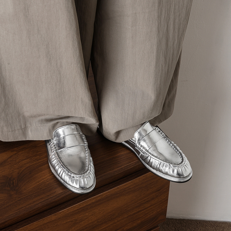 Women Fashion Trend 2026 - 2026 Neue Klassische Echtleder Damen Plissee-Slipper