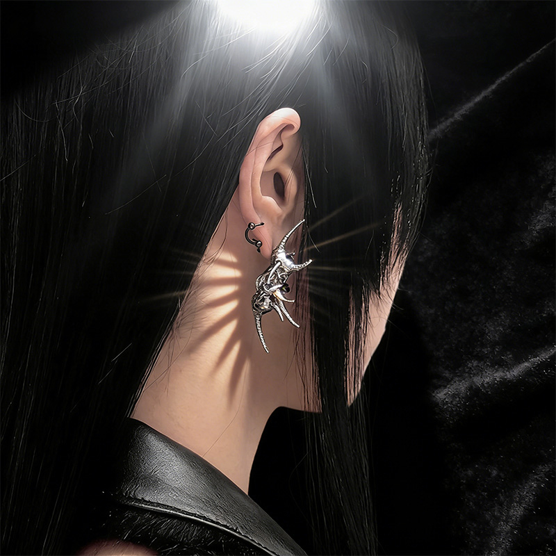 Edgy Demon Horn Totenkopf Ohrr – Women'S Fashion Edgy Bewertung und Preis