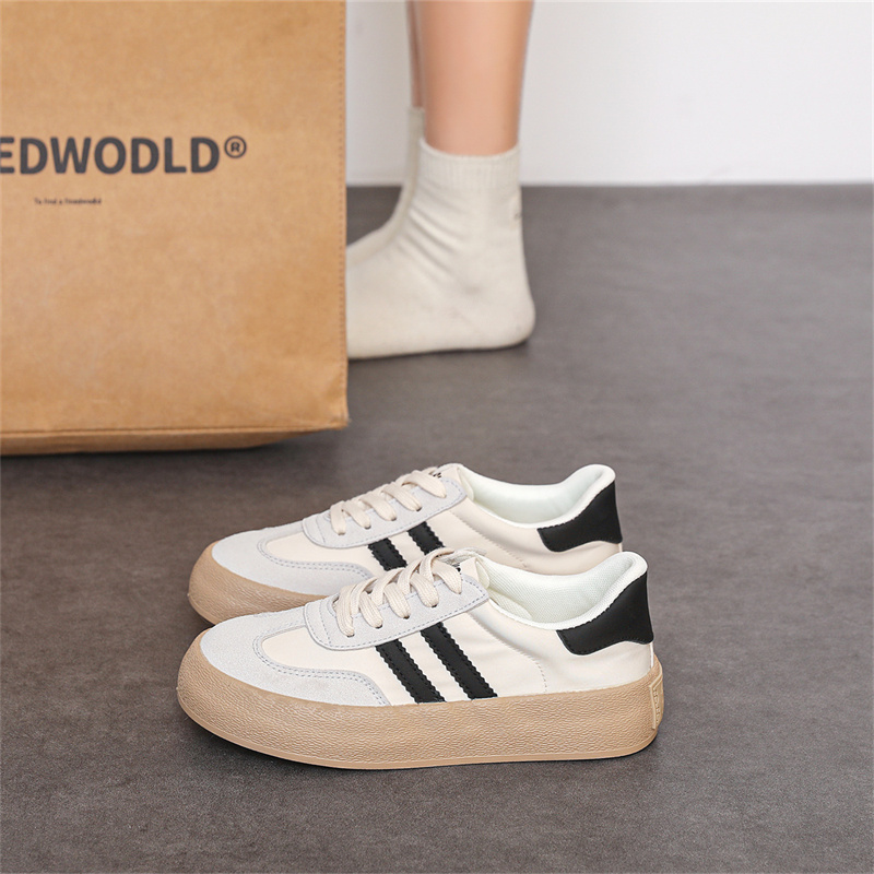 Neue atmungsaktive Damen-Sneak – New Balance Fashion Women Bewertung und Preis